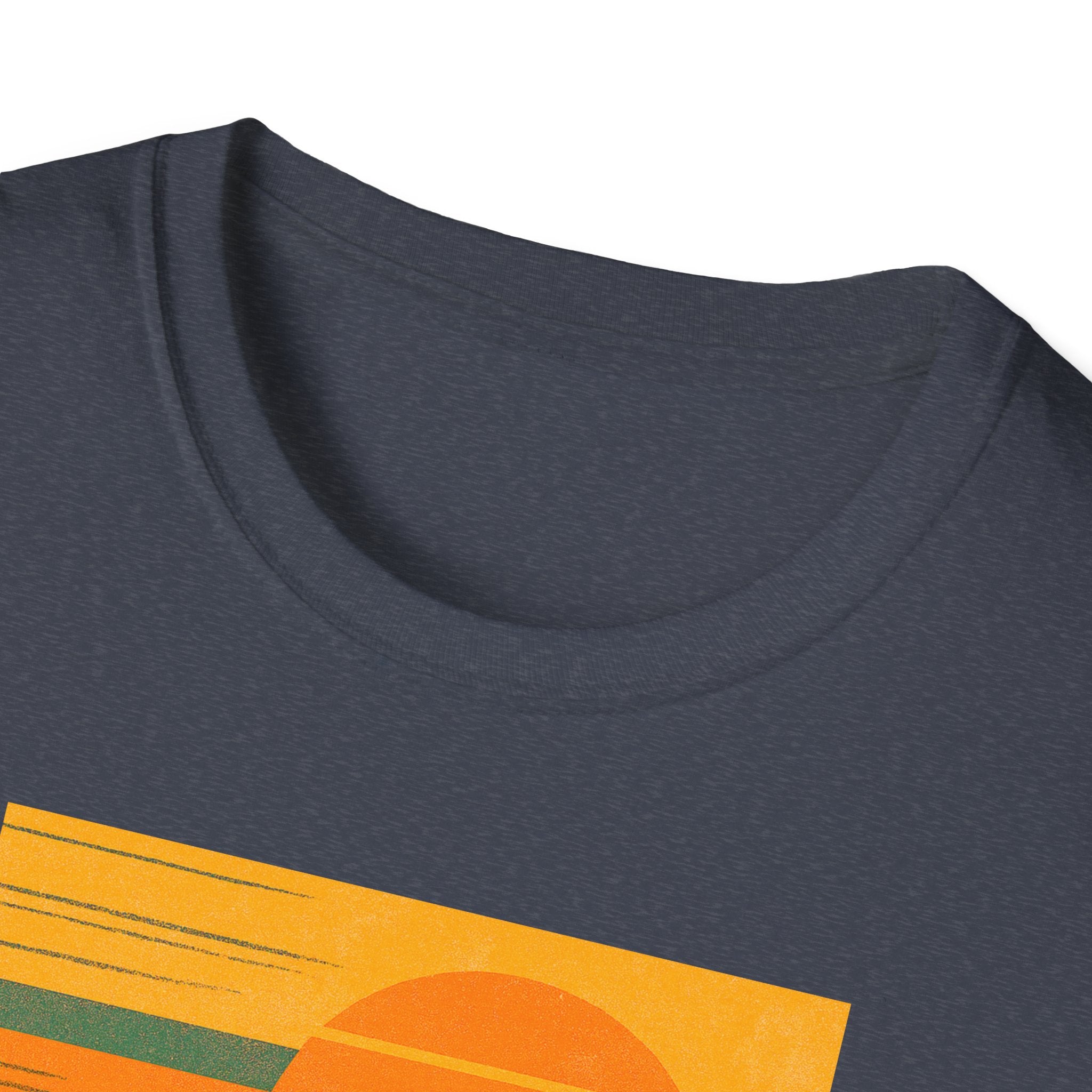 Gildan Unisex Softstyle® T-Shirt Retro Mountain Sunset