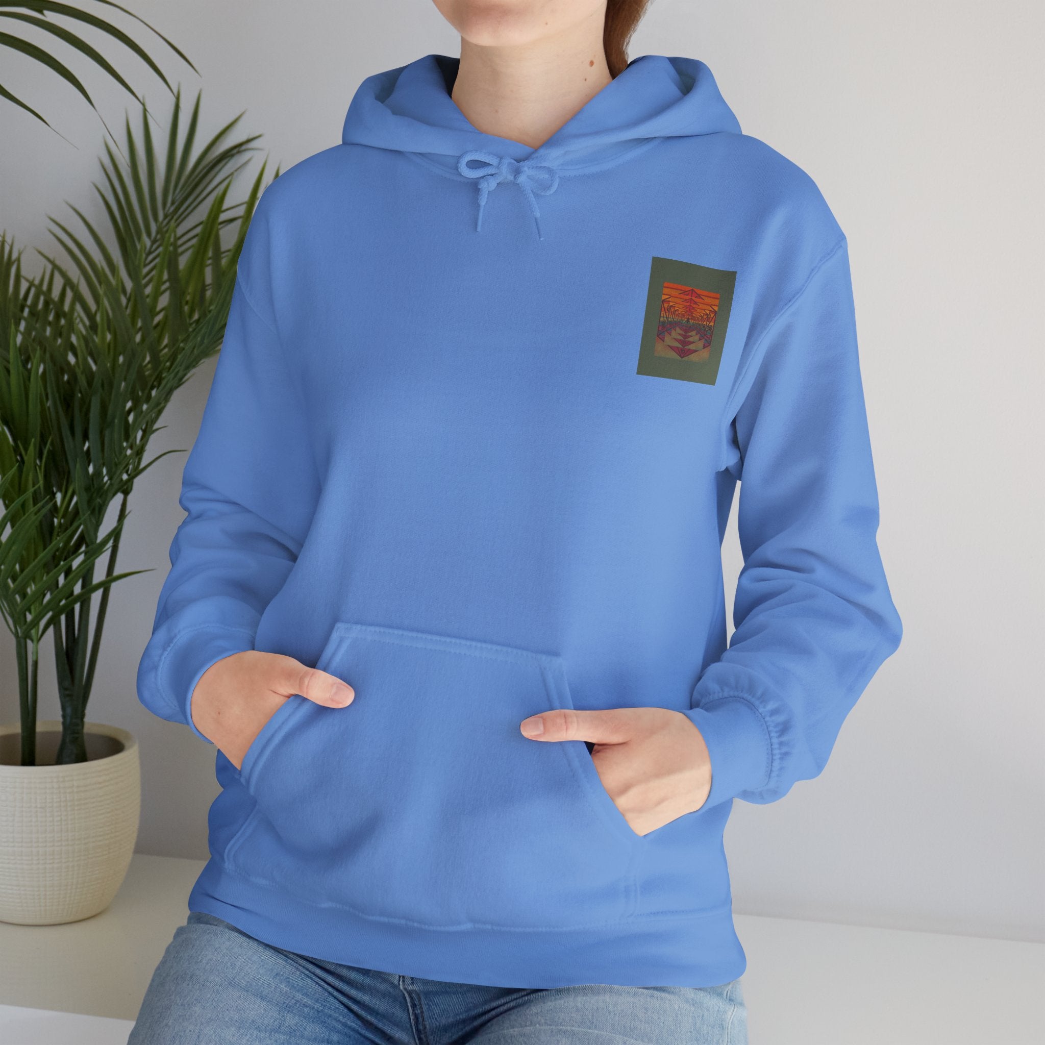 Gildan Heavy Blend Hoodie Stranger Things 20 Sided Dice