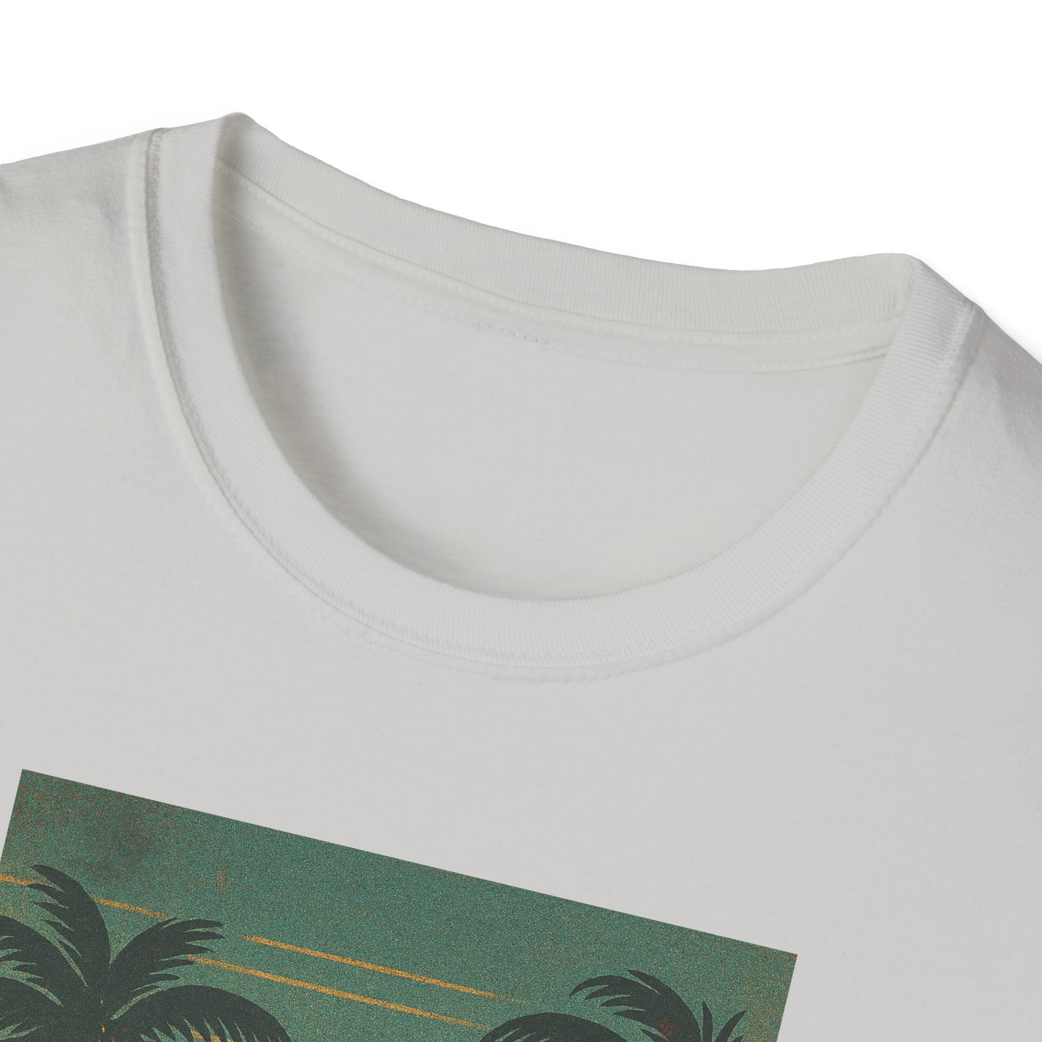 Gildan Unisex Softstyle® T-Shirt Retro Beach Sunset