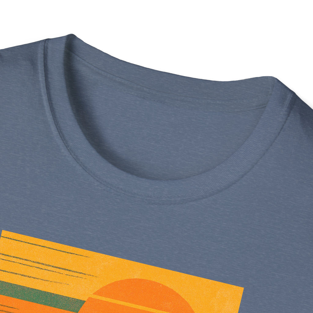 Gildan Unisex Softstyle® T-Shirt Retro Mountain Sunset