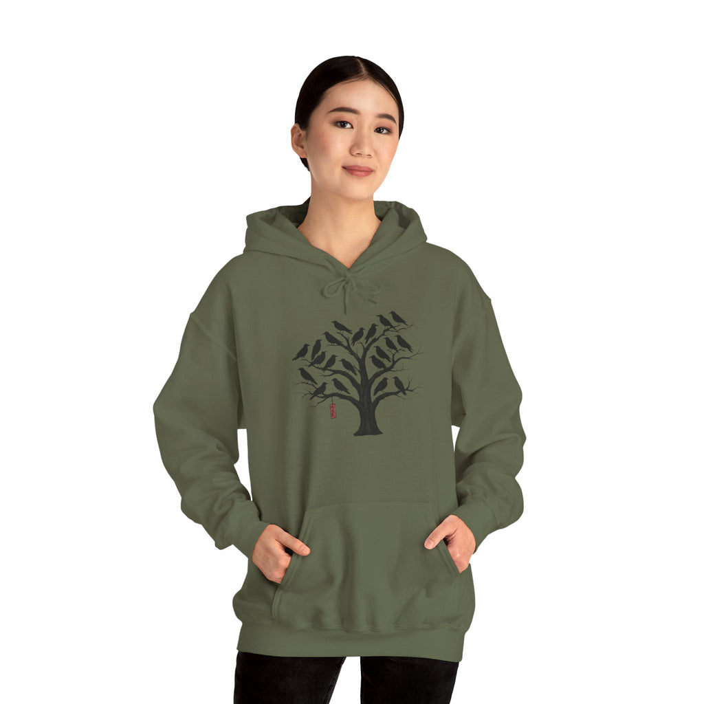 Gildan Heavy Blend Hoodie Unisex Black Bird Tree